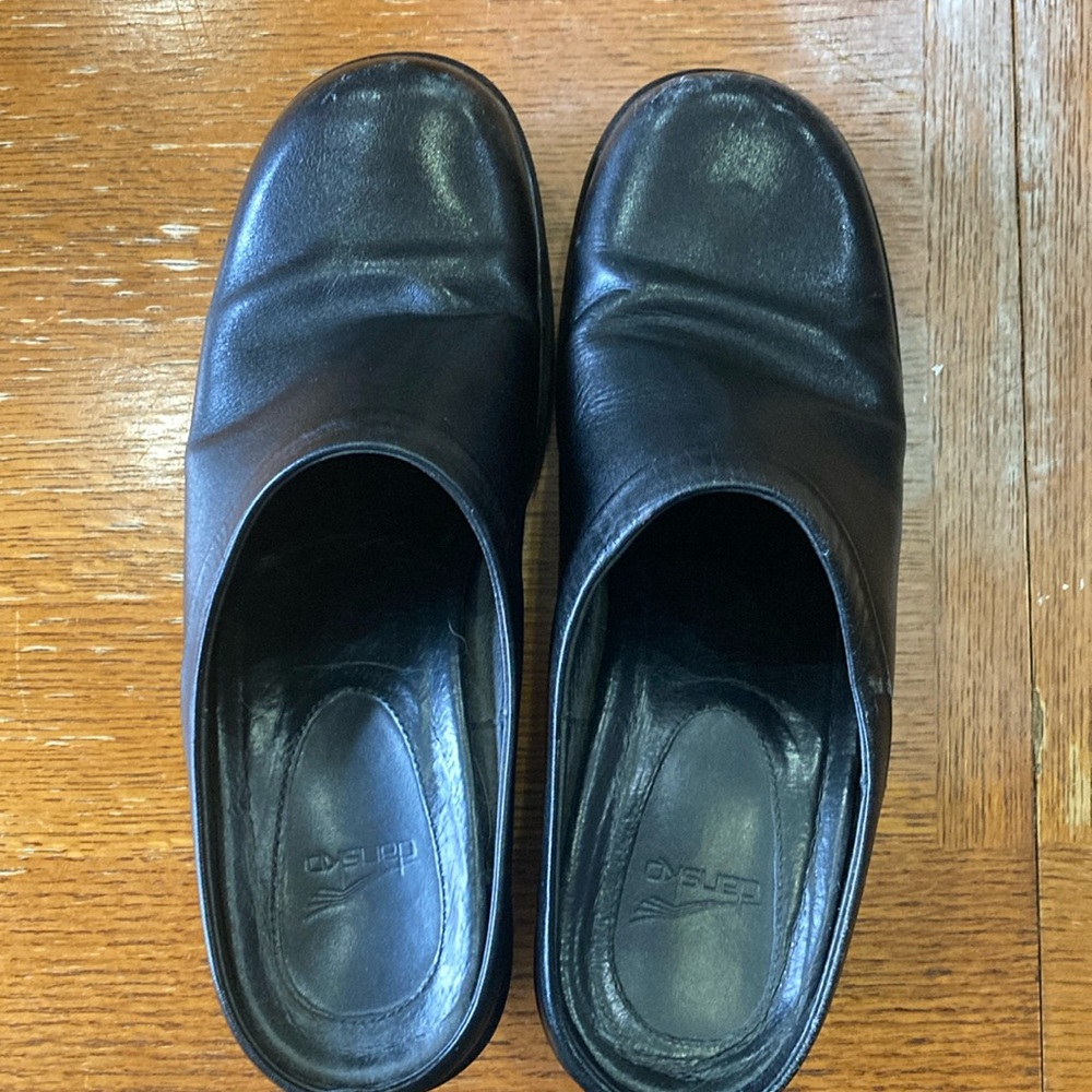 Black Dansko shoes